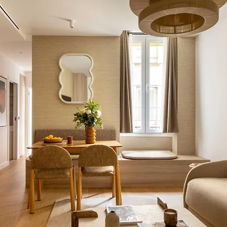 Refined A C 1ch 4p - Champs De Mars Apartament